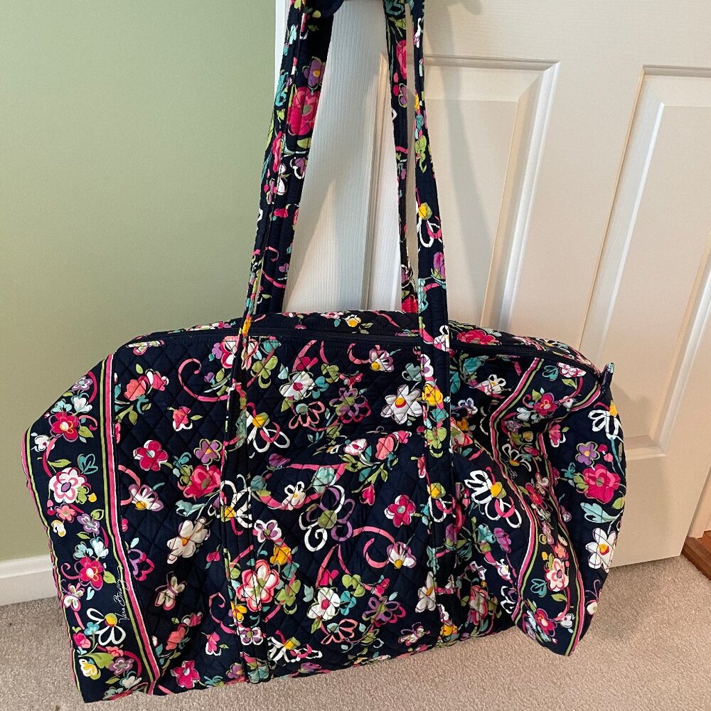XL Vera Bradley Travel/Duffle Bag - Navy Ribbons Pattern - Like New